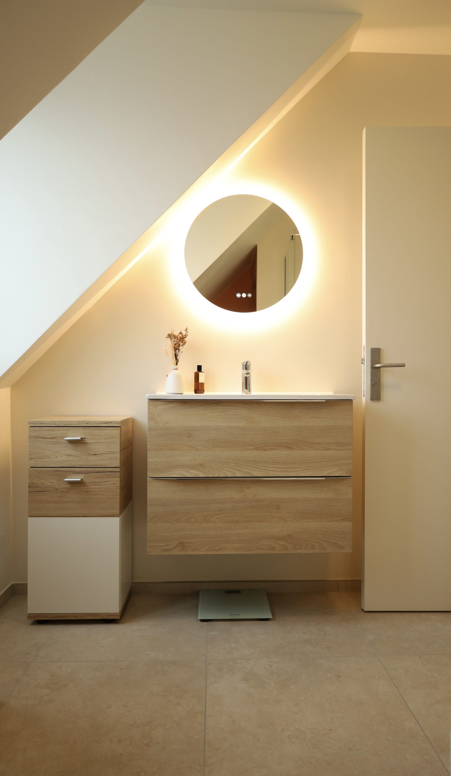 amenagement-renovation-appartement-salledebain - Paris - Val d'Europe - Chessy - Serris - lagnysur marne - chantier-travaux-projet-decoration-agencement-architecture-interieure-agence-terracotta - terrazo- Fanny- Guegan