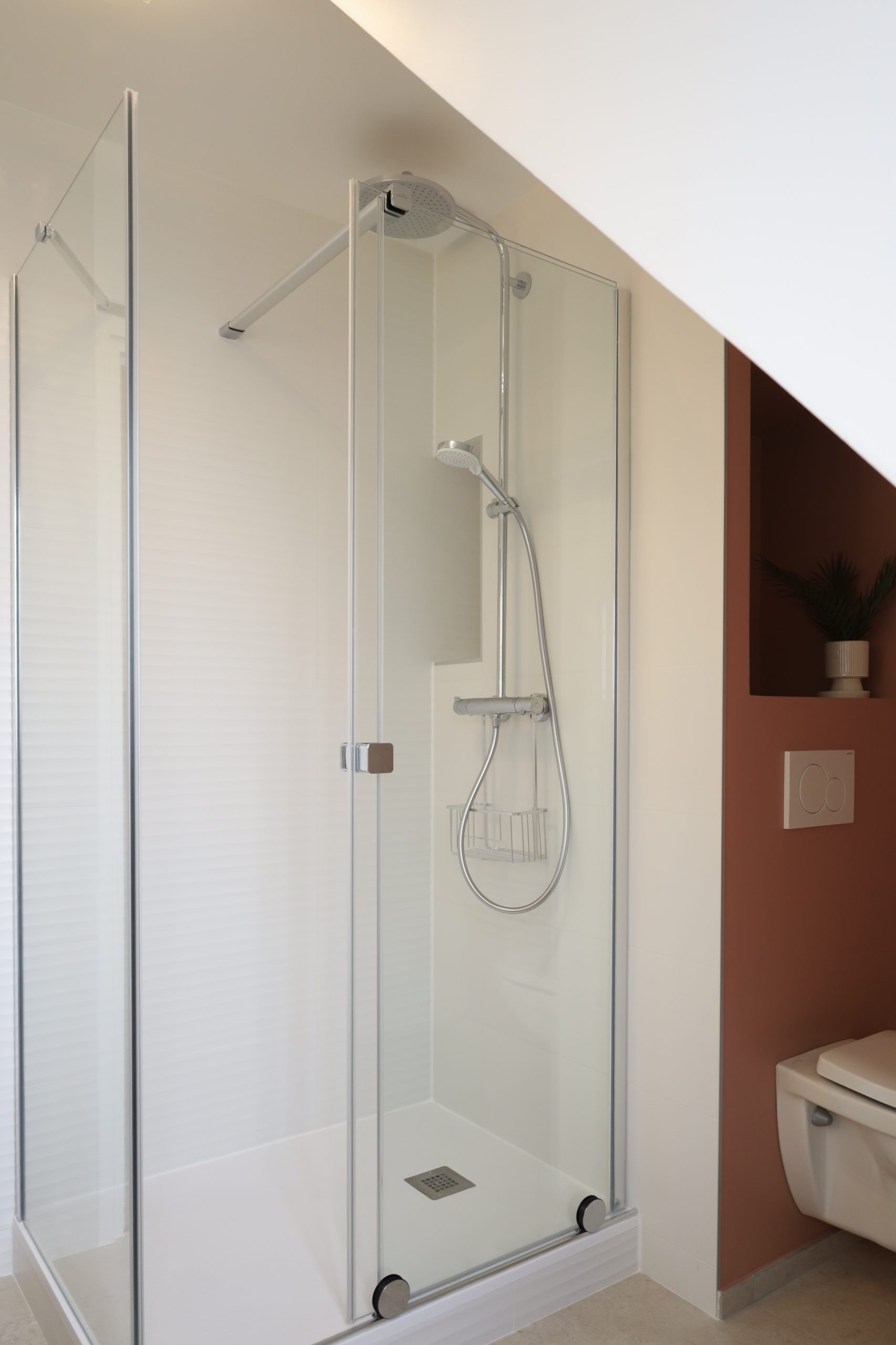 amenagement-renovation-appartement-salledebain - Paris - Val d'Europe - Chessy - Serris - lagnysur marne - chantier-travaux-projet-decoration-agencement-architecture-interieure-agence-terracotta - terrazo- Fanny- Guegan