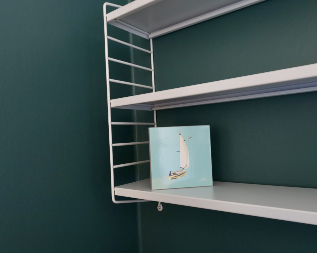 amenagement-renovation-chambe-enfant-vert - Paris - Val d'Europe - Chessy - Serris - lagnysurmarne - chantier-travaux-projet-decoration-agencement-architecture-interieure-agence-applats-couleur-rangements-doux-coin-lecture-bureau -Fanny-Guegan-architecte-intérieur-décoratrice