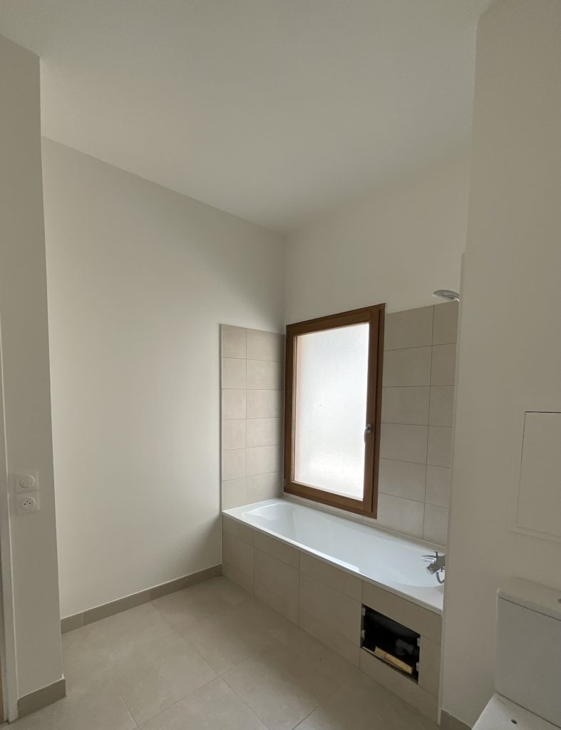 amenagement-renovation-vefa-homestaging-decoration-interieur-projet-travaux-Paris-Val d'Europe-Chessy-Serris- lagnysurmarne - chantier-travaux-projet-decoration-agencement-architecture-interieure-agence-optimisation-espaces-couleur-rangements-aménagement-agencement-conception-renovation-intérieur-chaleureux -Fanny-Guegan-architecte-intérieur-décoratrice